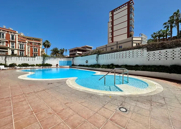 Gloria Views Valle Luz