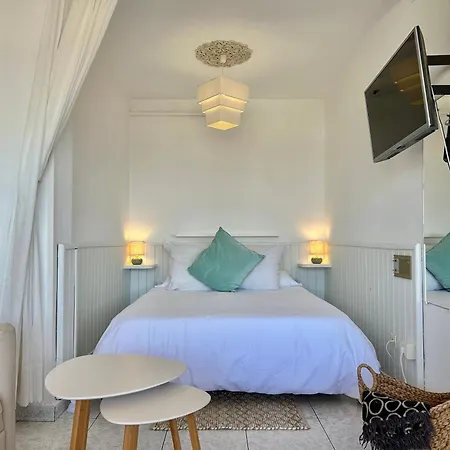 Gloria Views Valle Luz